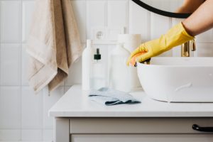 Come pulire il tuo appartamento nel modo giusto